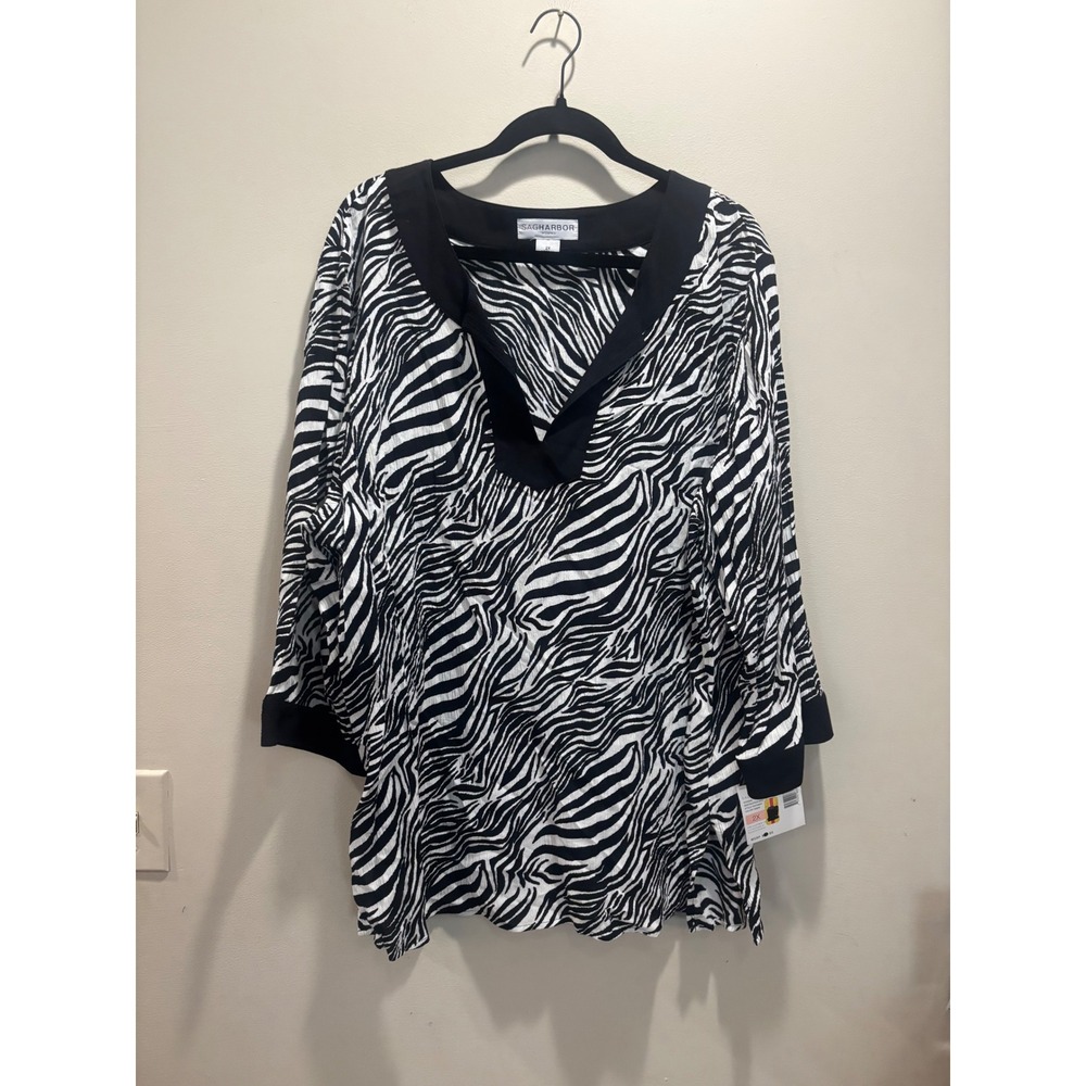 NWT Sag Harbor Woman 2X Zebra Print Black Trim 3/4 Sleeve V Neck Top